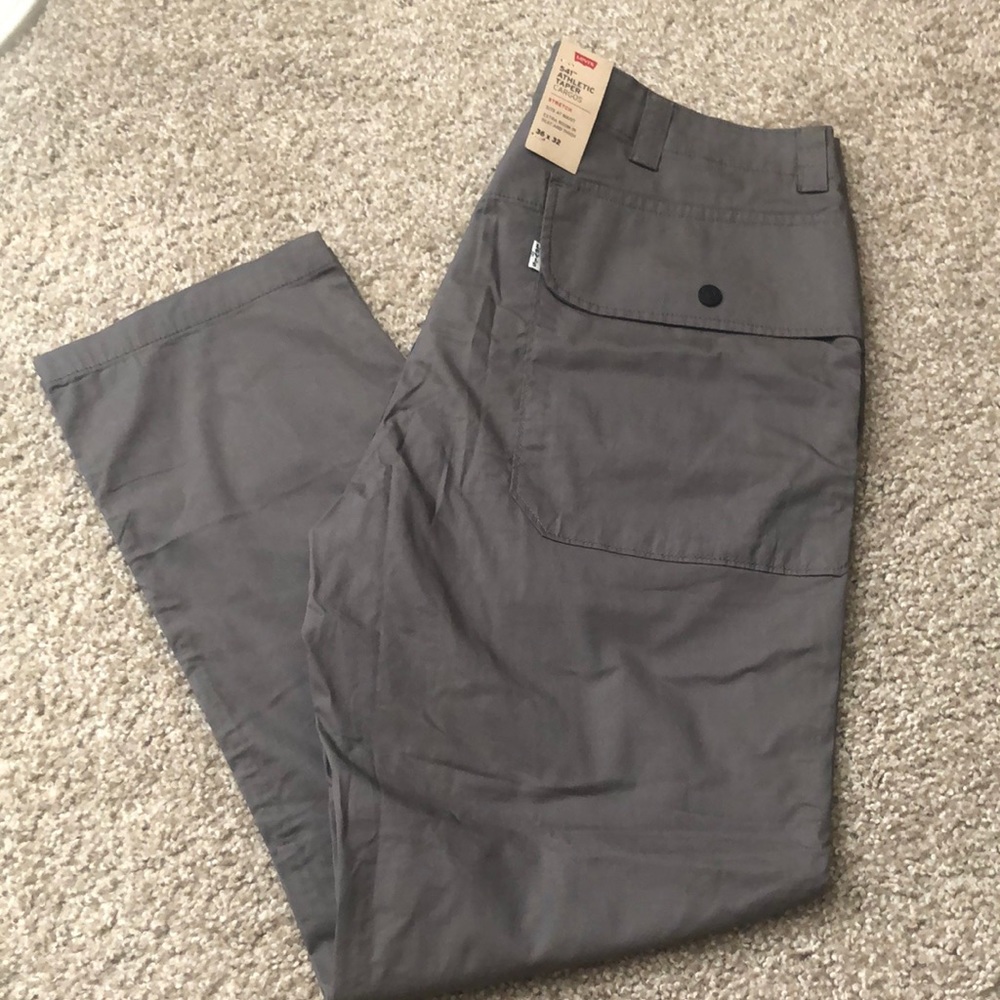 Levi’s 541™️ Athletic Taper Cargos